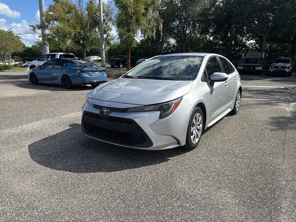 Used 2020 Toyota Corolla LE Sedan