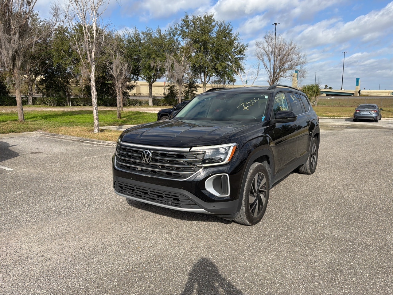 2025 Volkswagen Atlas SE's photo