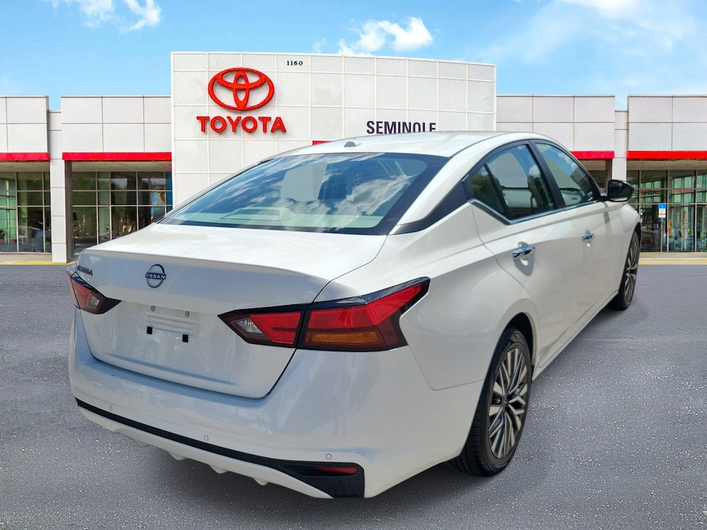 Used 2025 Nissan Altima 2.5 SV Sedan