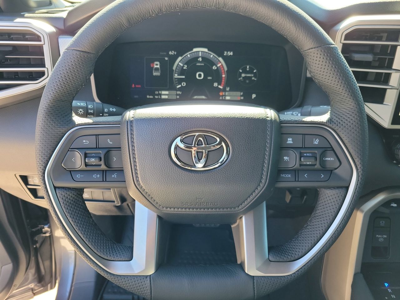 2026 Toyota Tundra Limited - Photo 18