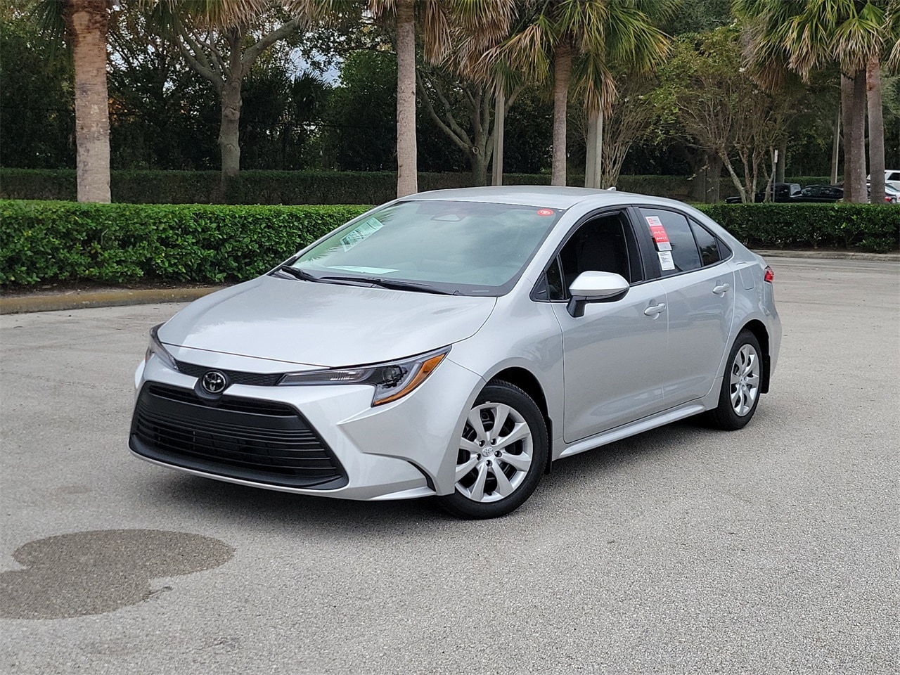 2026 Toyota Corolla LE's photo