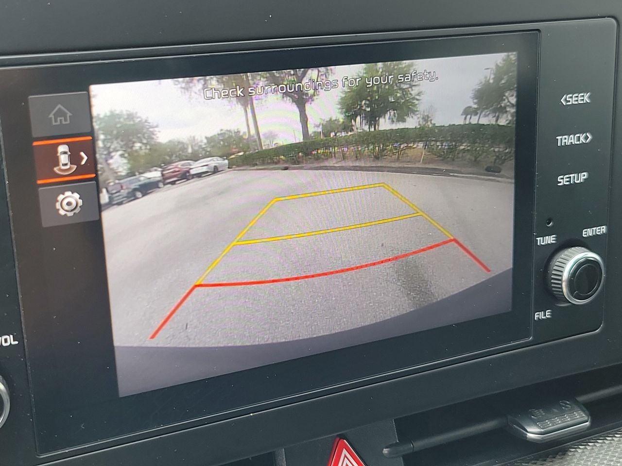 2025 Kia Sportage LX - Photo 24