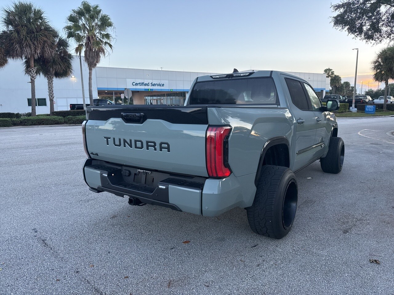 2025 Toyota Tundra Platinum photo 2