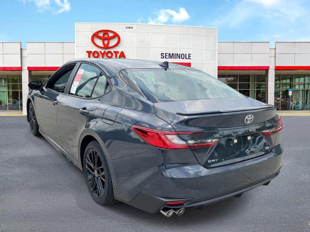 Used 2026 Toyota Camry SE Sedan