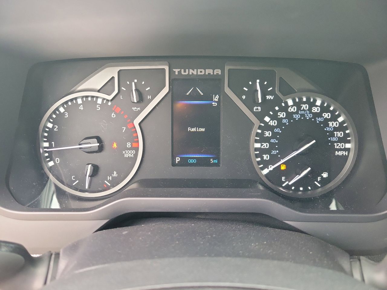 2026 Toyota Tundra SR5 - Photo 21