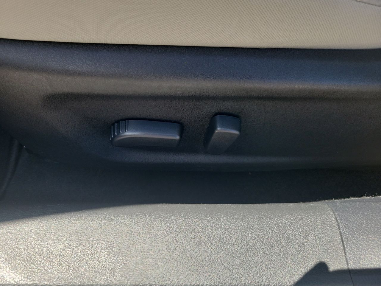 2025 Nissan Altima SV - Photo 16