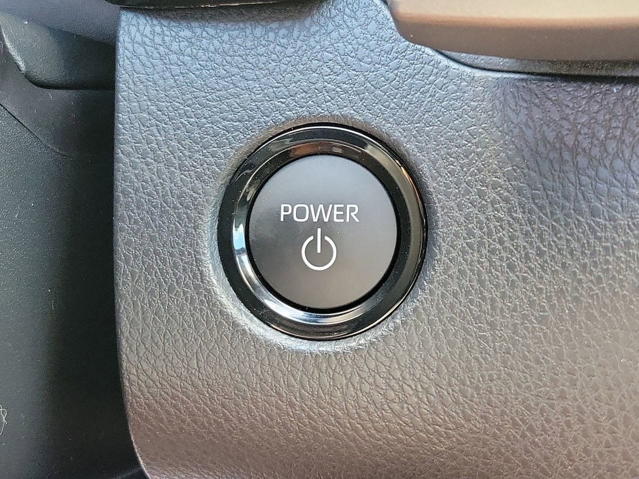 2026 Toyota Camry SE - Photo 30