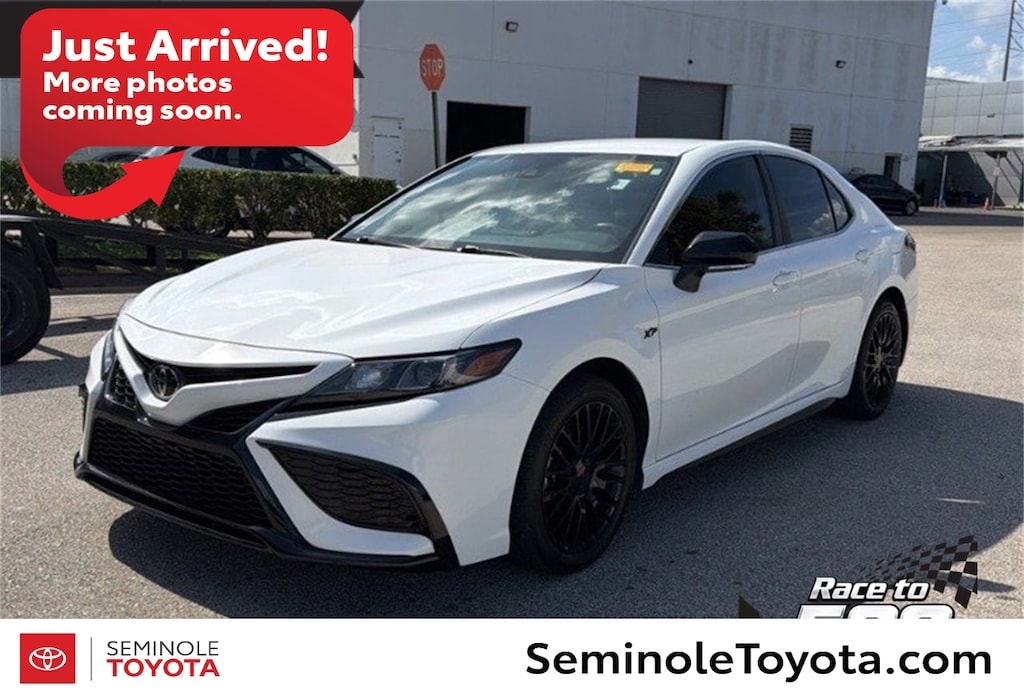Used 2024 Toyota Camry SE Sedan