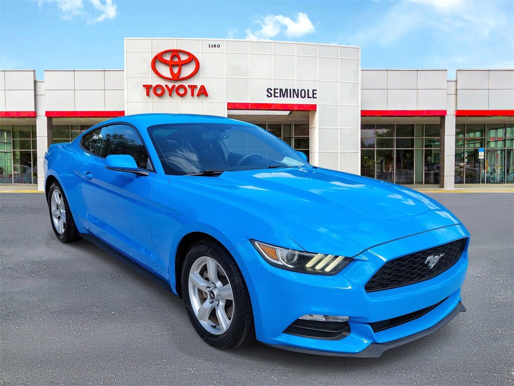 Used 2017 Ford Mustang V6 Coupe