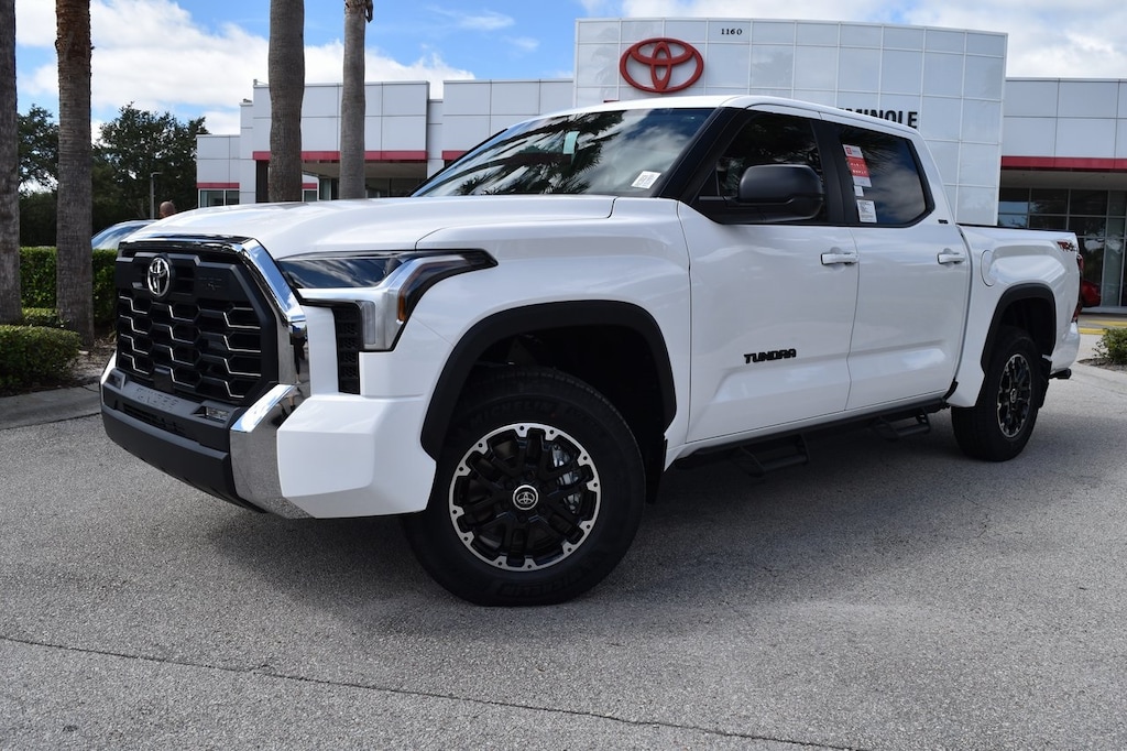 New 2024 Toyota Tundra SR5 For Sale in Sanford FL 5TFLA5DB4RX139216