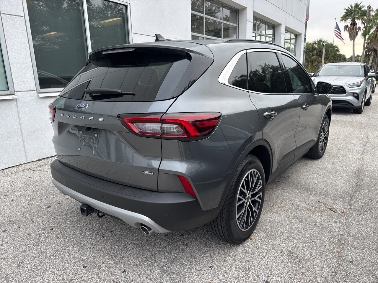 2025 Ford Escape Plug-In Hybrid Base photo 3