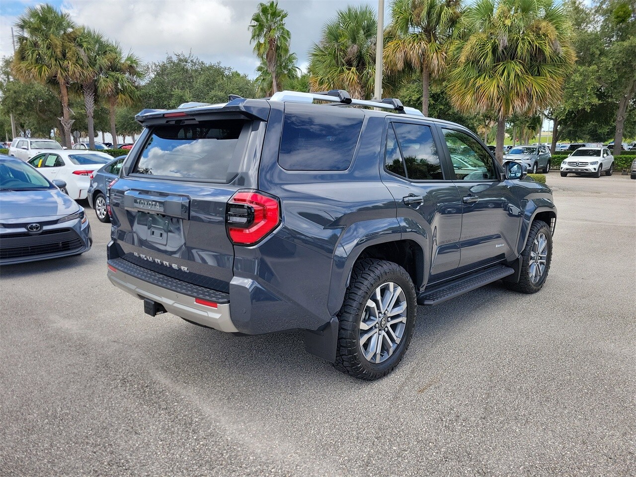 2025 Toyota 4Runner Limited photo 3
