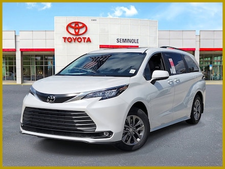 2026 Toyota Sienna XLE 8 Passenger Van Passenger Van