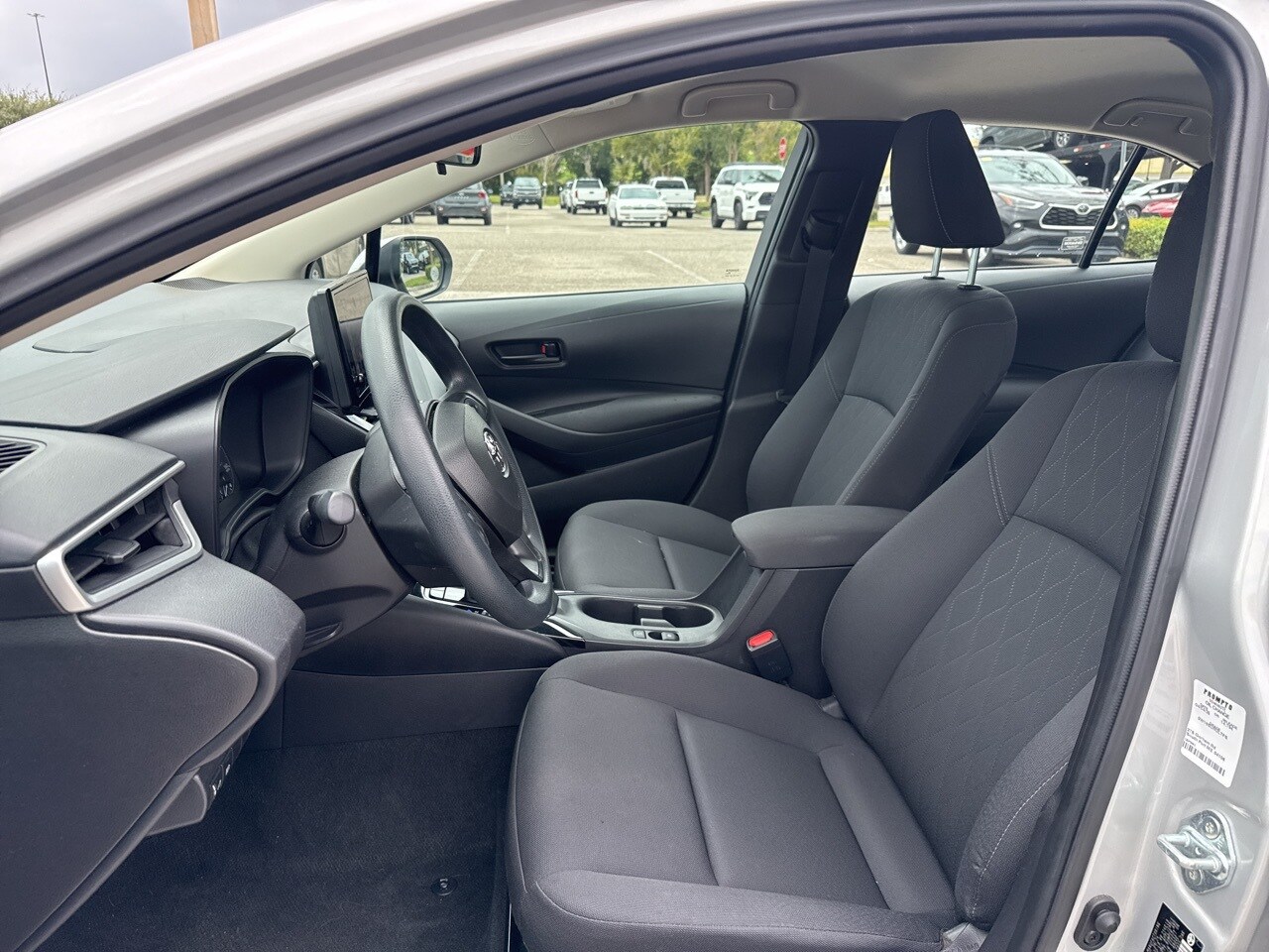 2024 Toyota Corolla LE photo 4