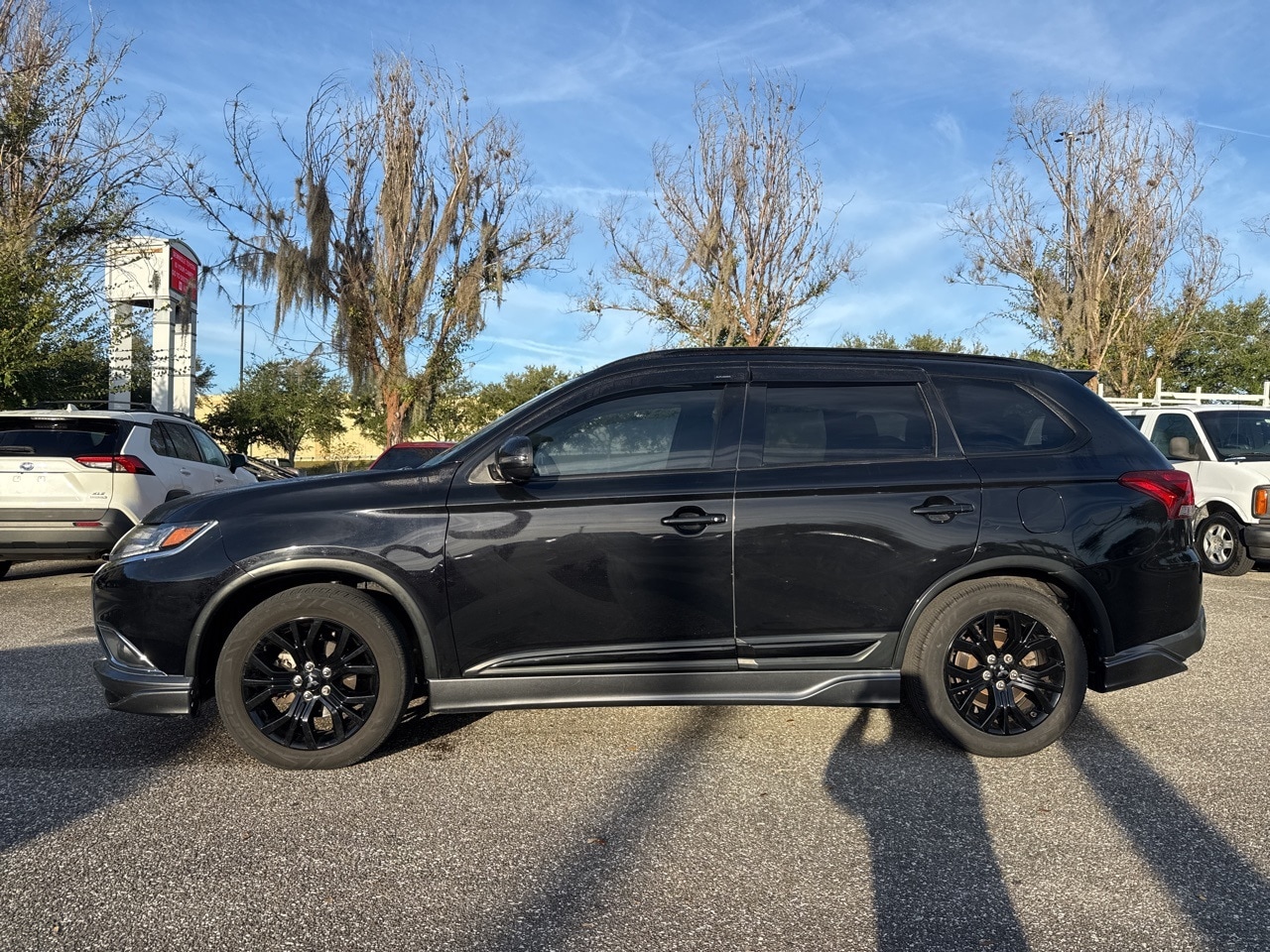 Used 2018 Mitsubishi Outlander LE with VIN JA4AD3A34JZ022805 for sale in Sanford, FL
