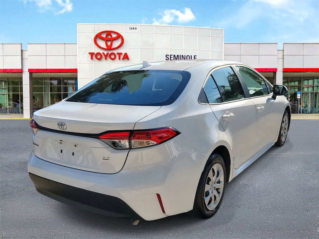 Used 2024 Toyota Corolla LE Sedan