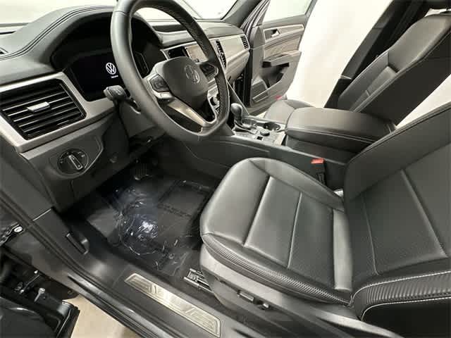 2023 Volkswagen Atlas Cross Sport SE w/Tech - Photo 16