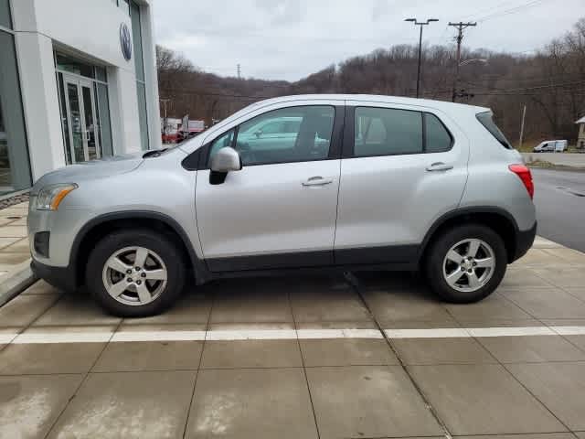 Used 2016 Chevrolet Trax LS with VIN 3GNCJNSB6GL230572 for sale in Burlington, VT