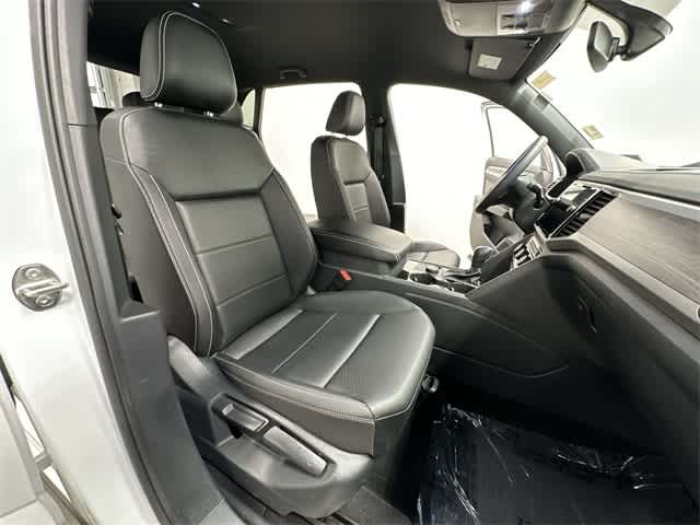 2023 Volkswagen Atlas Cross Sport SE w/Tech - Photo 23