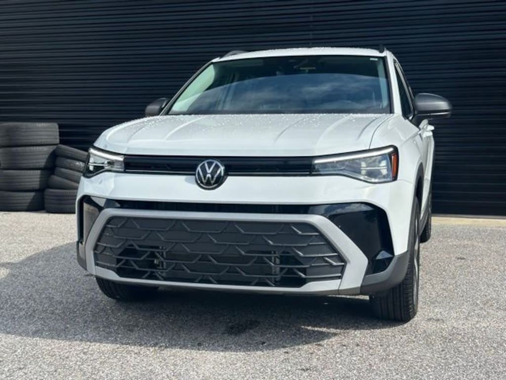 New 2025 Volkswagen Taos 1.5T S SUV