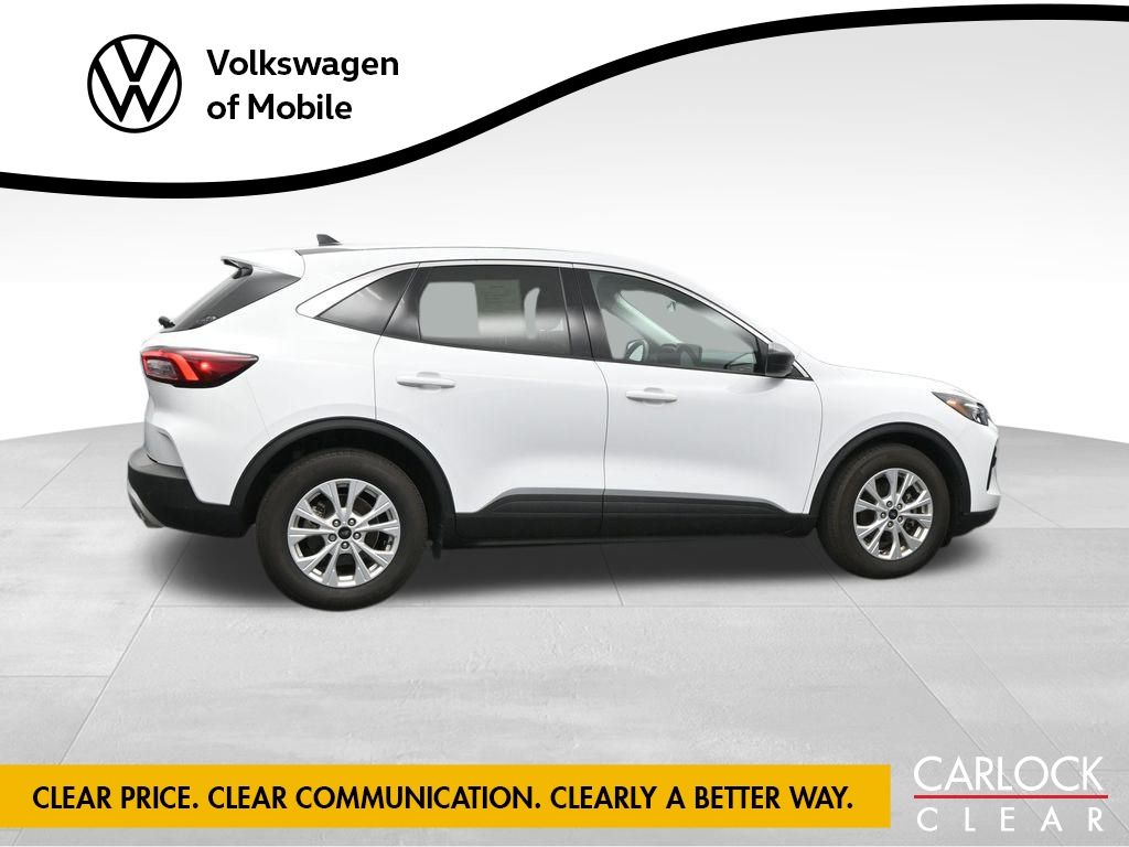 2023 Ford Escape Active photo 2