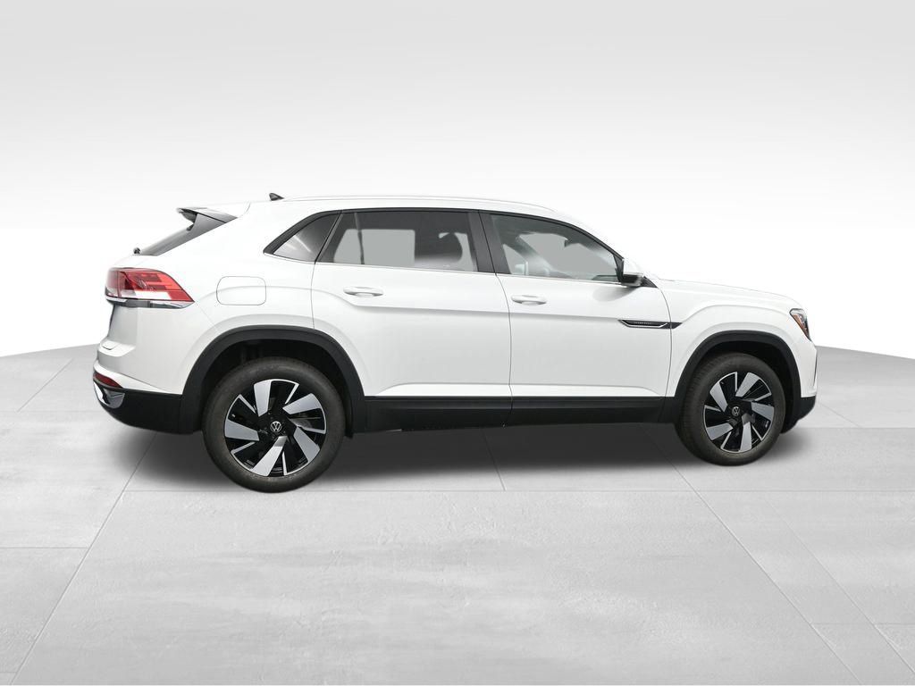 2026 Volkswagen Atlas Cross Sport SE Technology photo 3