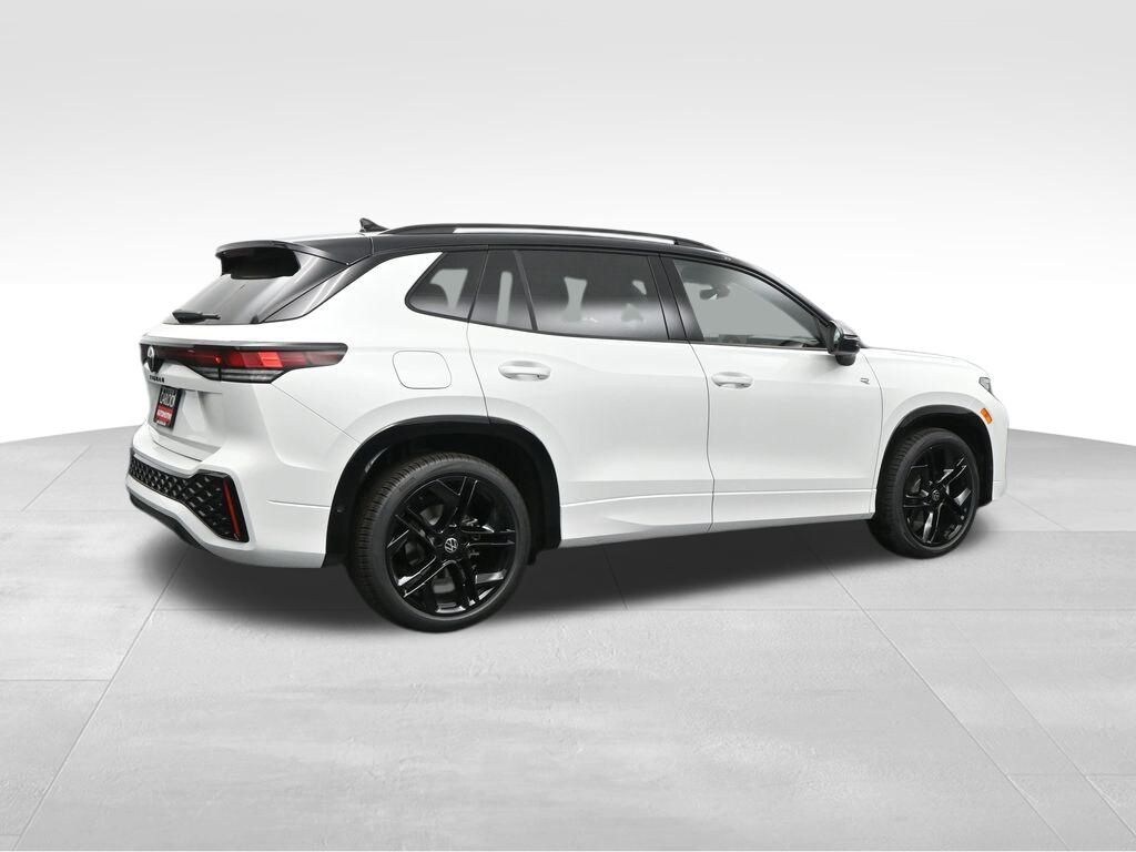 New 2026 Volkswagen Tiguan 2.0T SE R-Line Black SUV