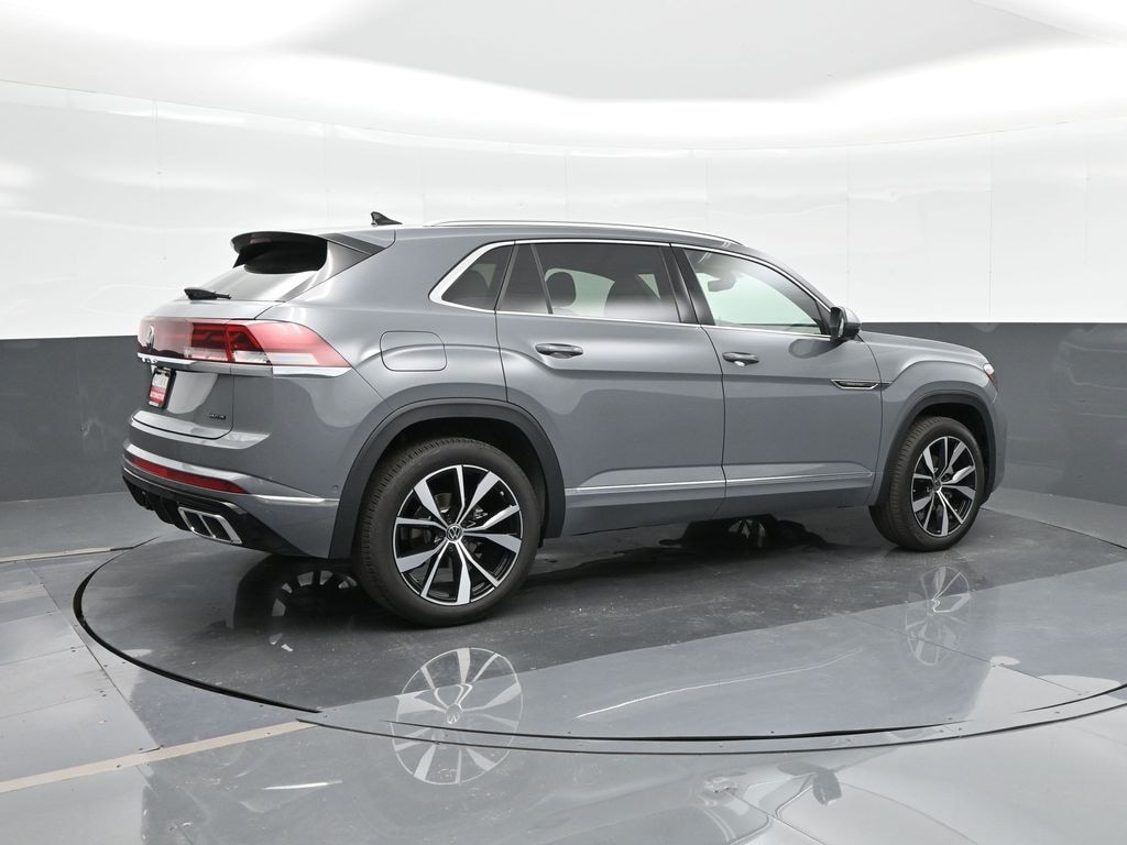 New 2025 Volkswagen Atlas Cross Sport 2.0T SEL Premium R-Line SUV