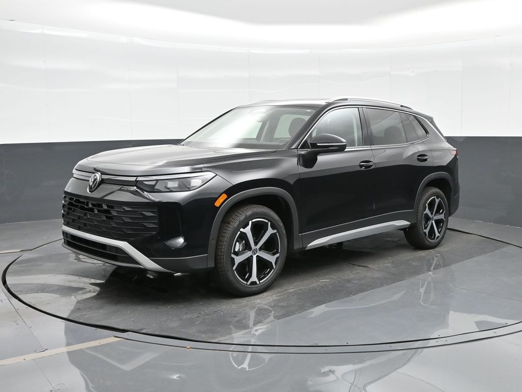 New 2025 Volkswagen Tiguan 2.0T SE SUV