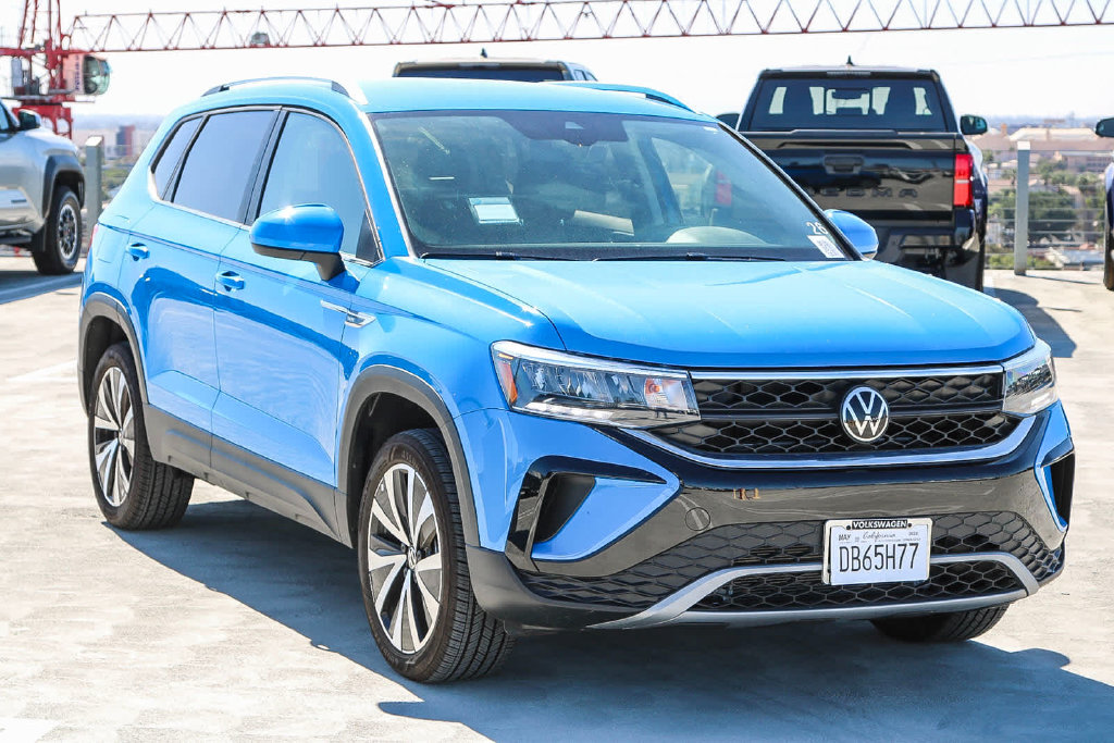 Certified 2024 Volkswagen Taos 1.5T SE SUV