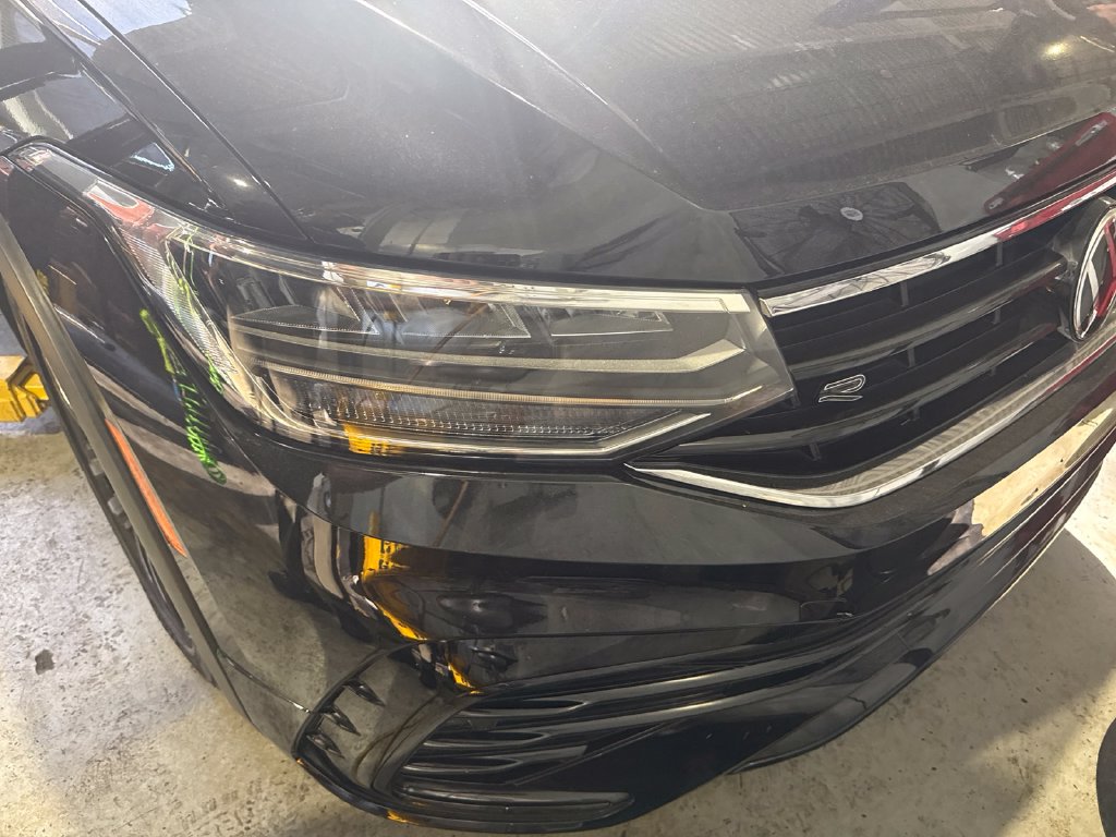 Certified 2022 Volkswagen Tiguan 2.0T SE R-Line Black SUV