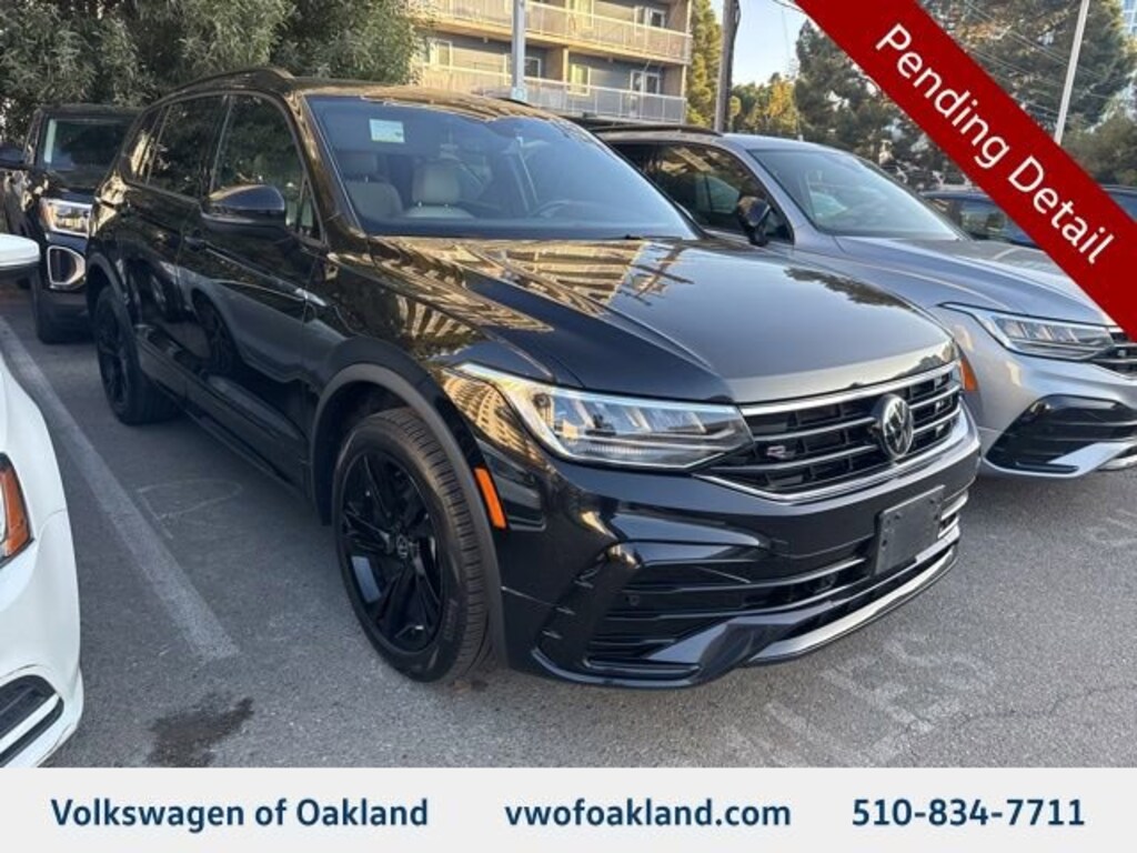 Certified 2023 Volkswagen Tiguan 2.0T SE R-Line Black SUV