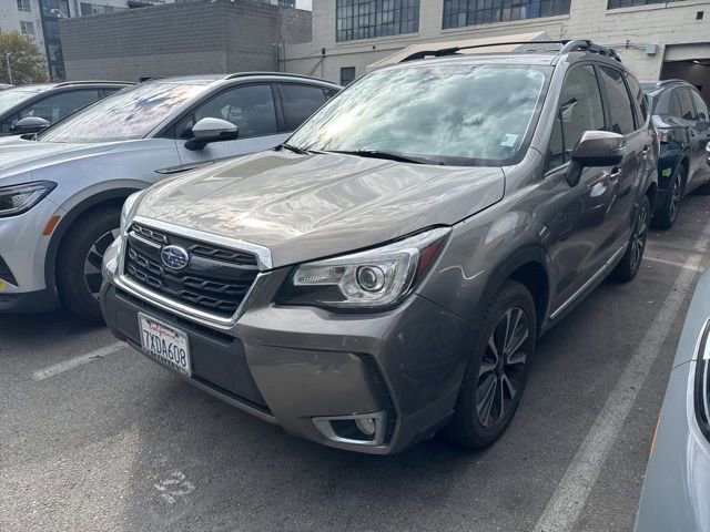 2017 Subaru Forester Touring photo 3