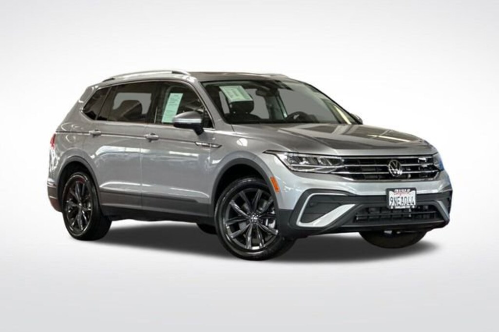 Certified 2024 Volkswagen Tiguan 2.0T SE SUV