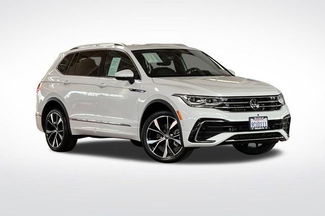 2022 Volkswagen Tiguan SEL Premium R-Line photo 2