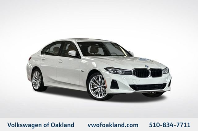 2023 BMW 330e