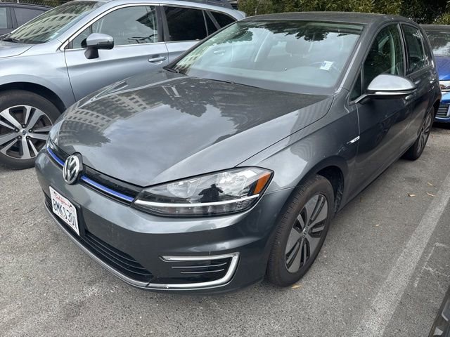 2019 Volkswagen e-Golf SE photo 3