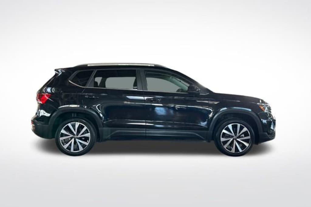 Certified 2022 Volkswagen Taos 1.5T SE SUV