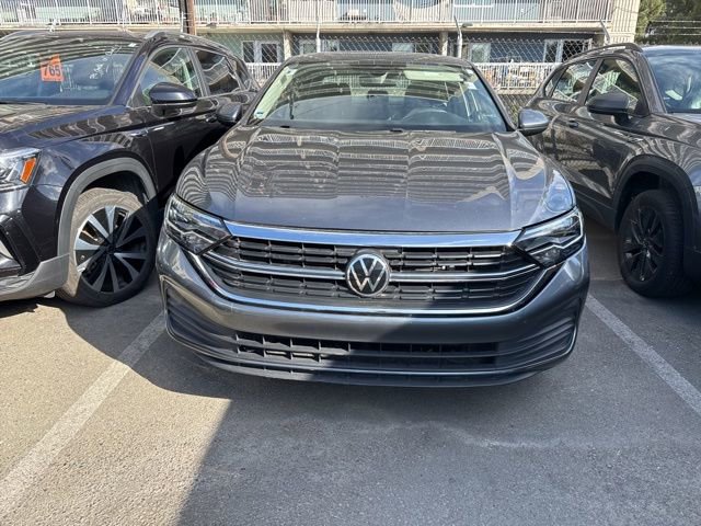 2022 Volkswagen Jetta 1.5T SE photo 2