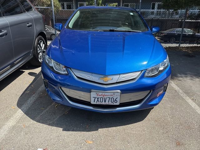 2017 Chevrolet Volt Premier photo 2