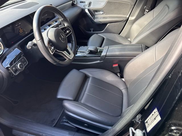 2021 Mercedes Benz A 220 photo 4