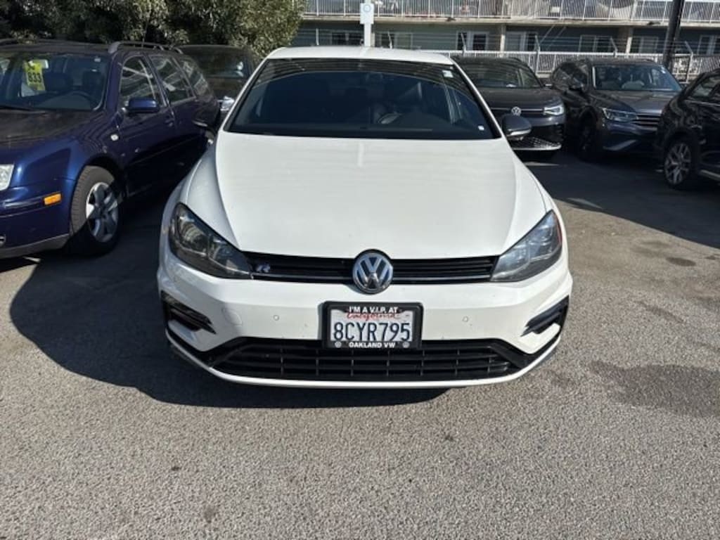 Used 2018 Volkswagen Golf R 2.0T w/DCC & Navigation Hatchback
