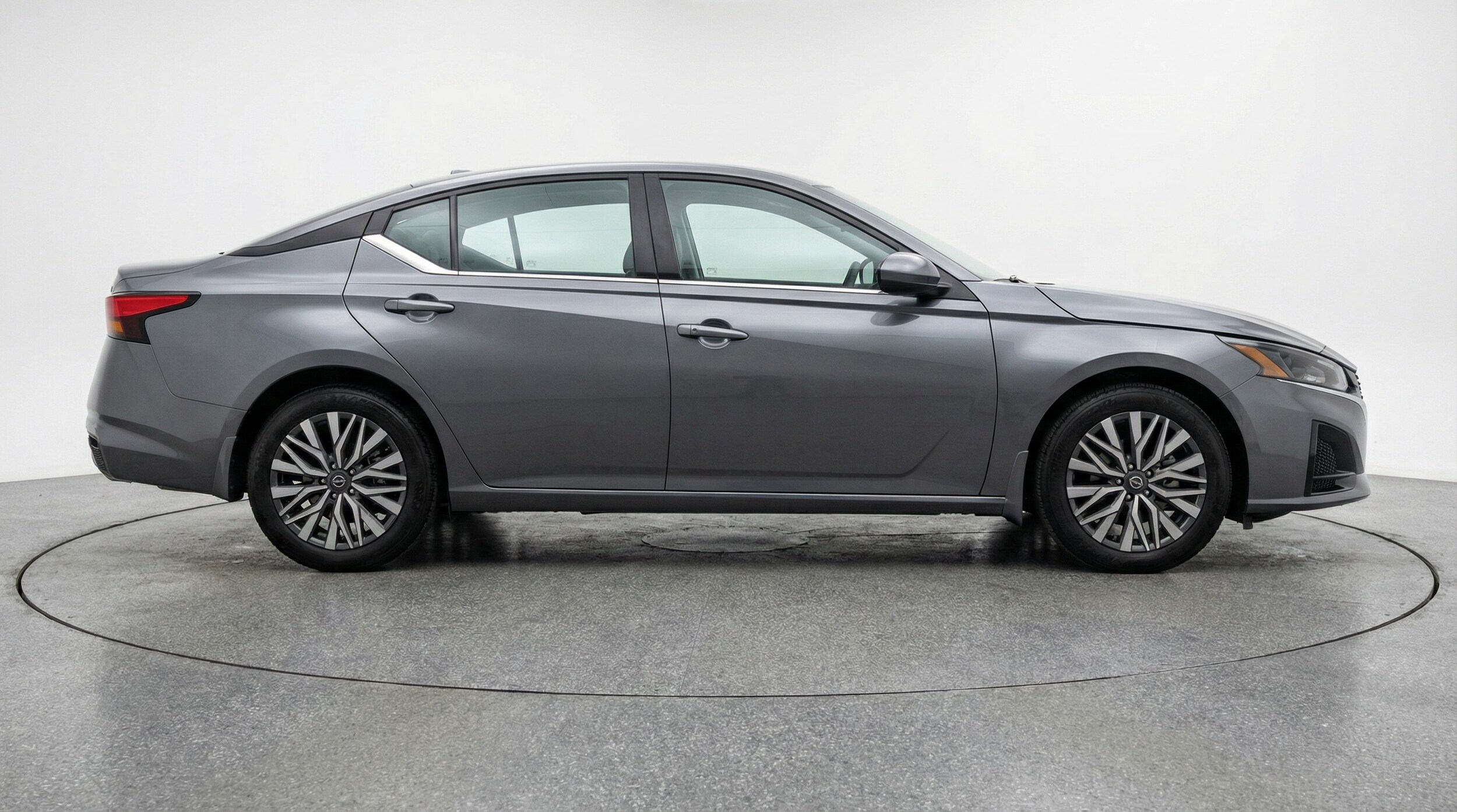 Thumbnail: 2025 Nissan Altima - 8