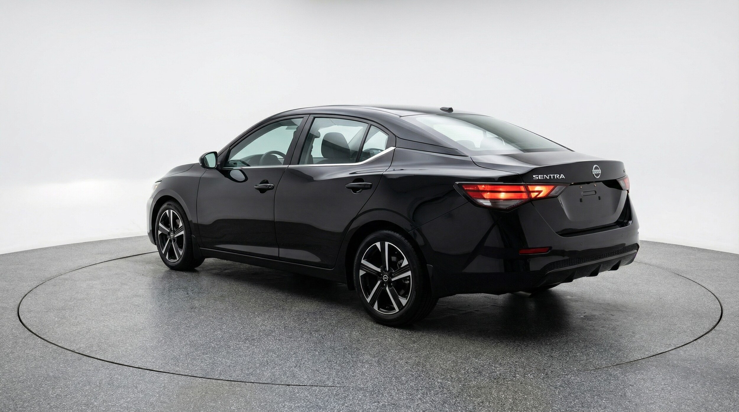 Thumbnail: 2025 Nissan Sentra - 5
