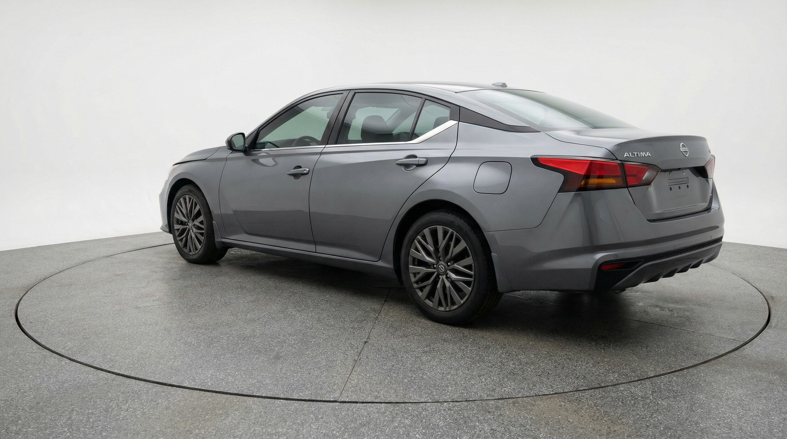 Thumbnail: 2025 Nissan Altima - 5