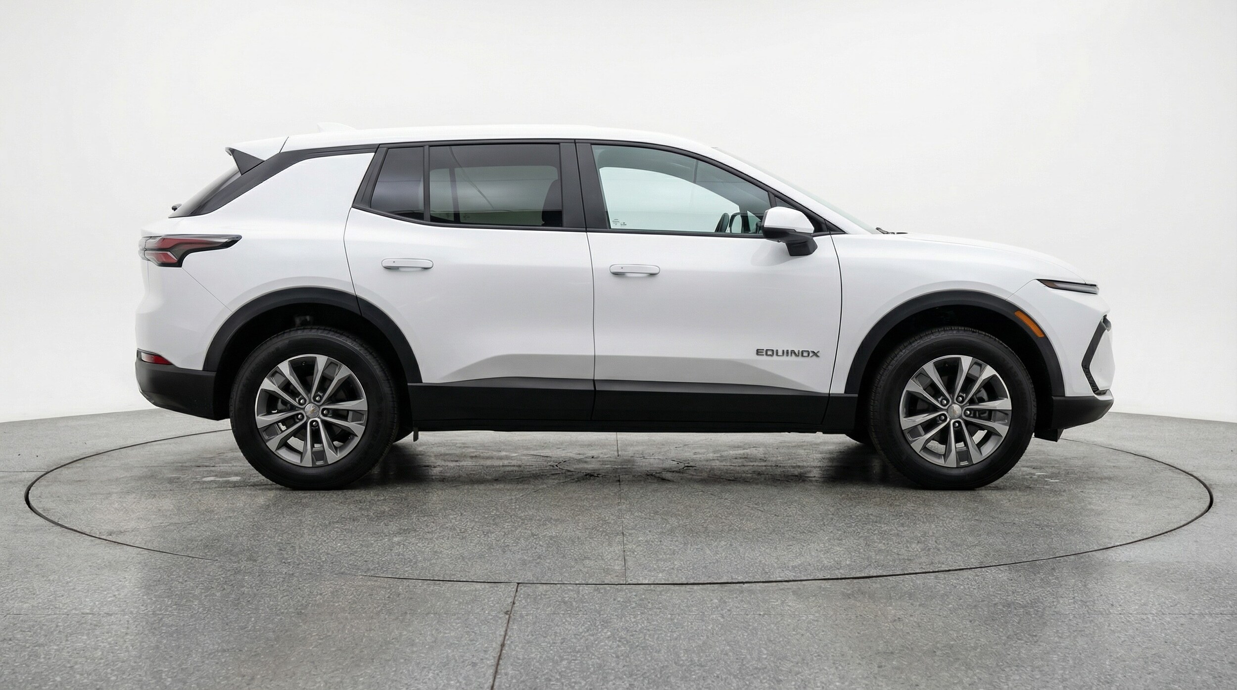 Thumbnail: 2025 Chevrolet Equinox - 8