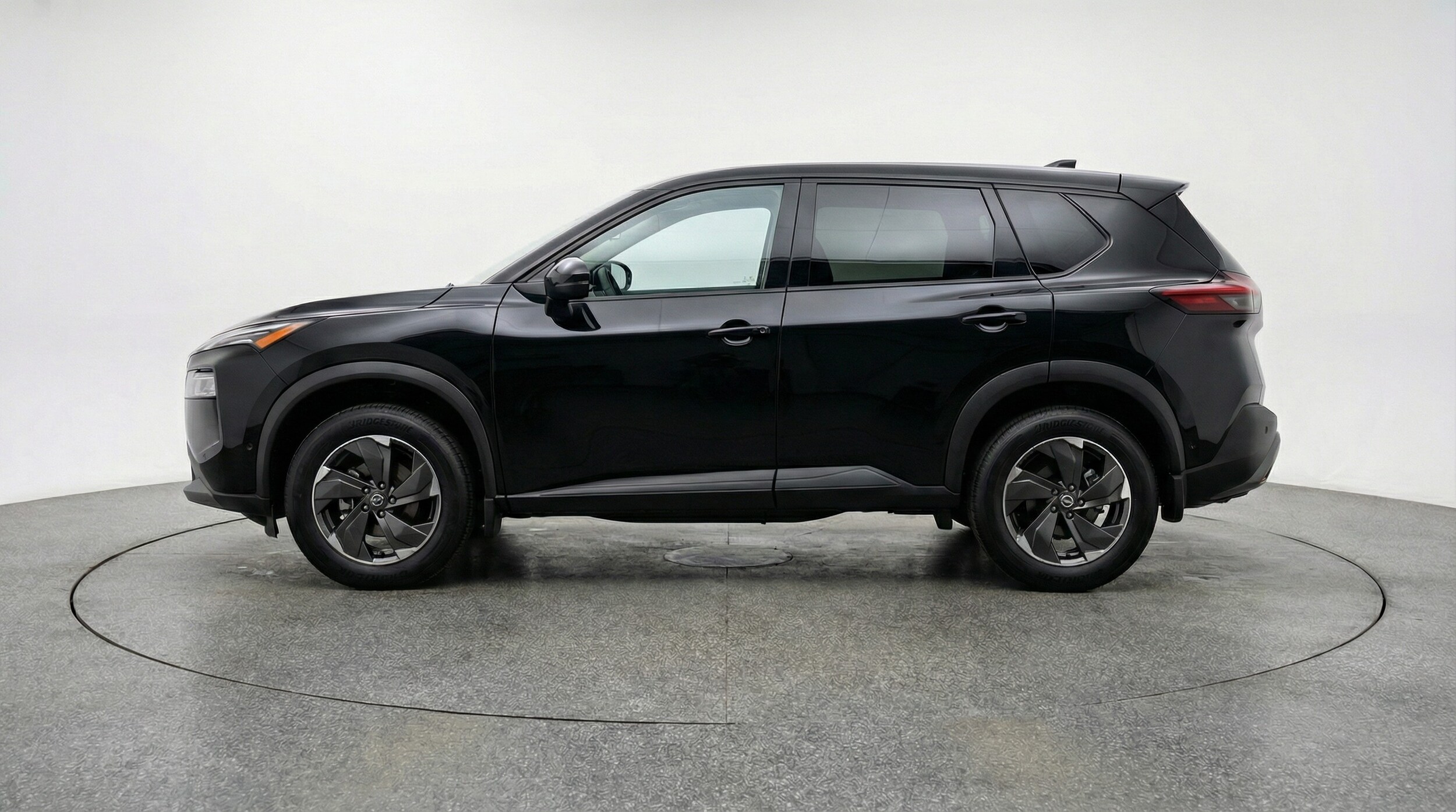 Thumbnail: 2025 Nissan Rogue - 4