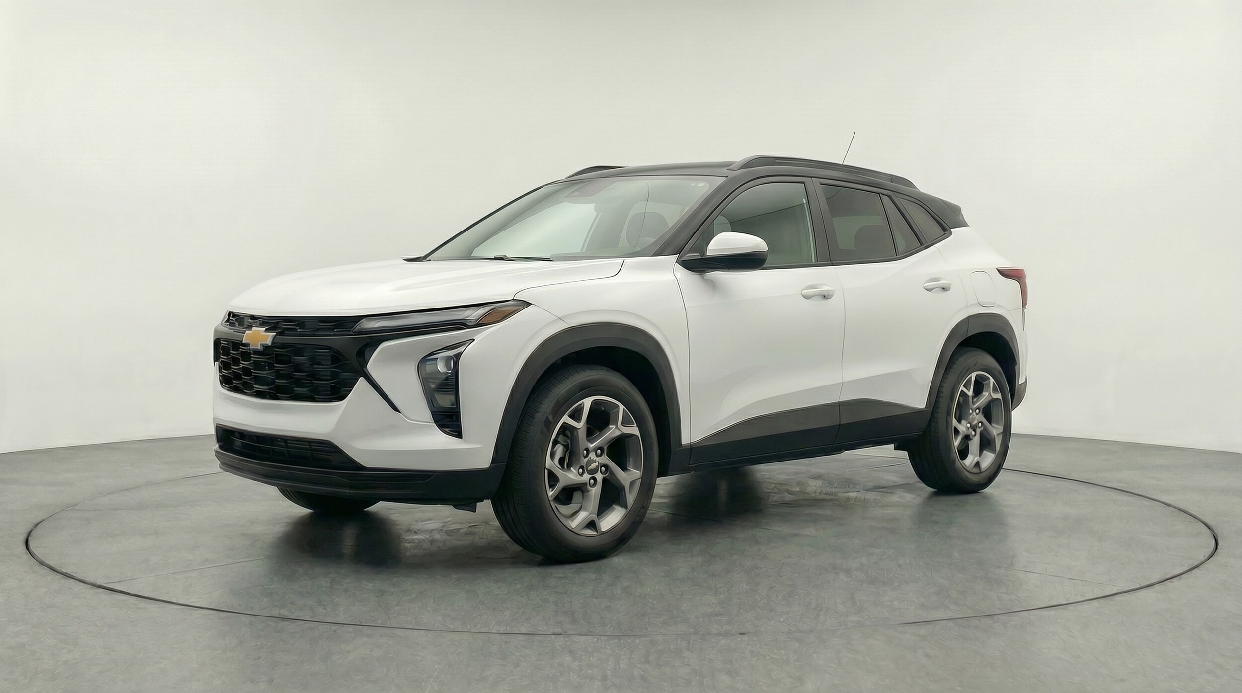 Thumbnail: 2025 Chevrolet Trax - 3