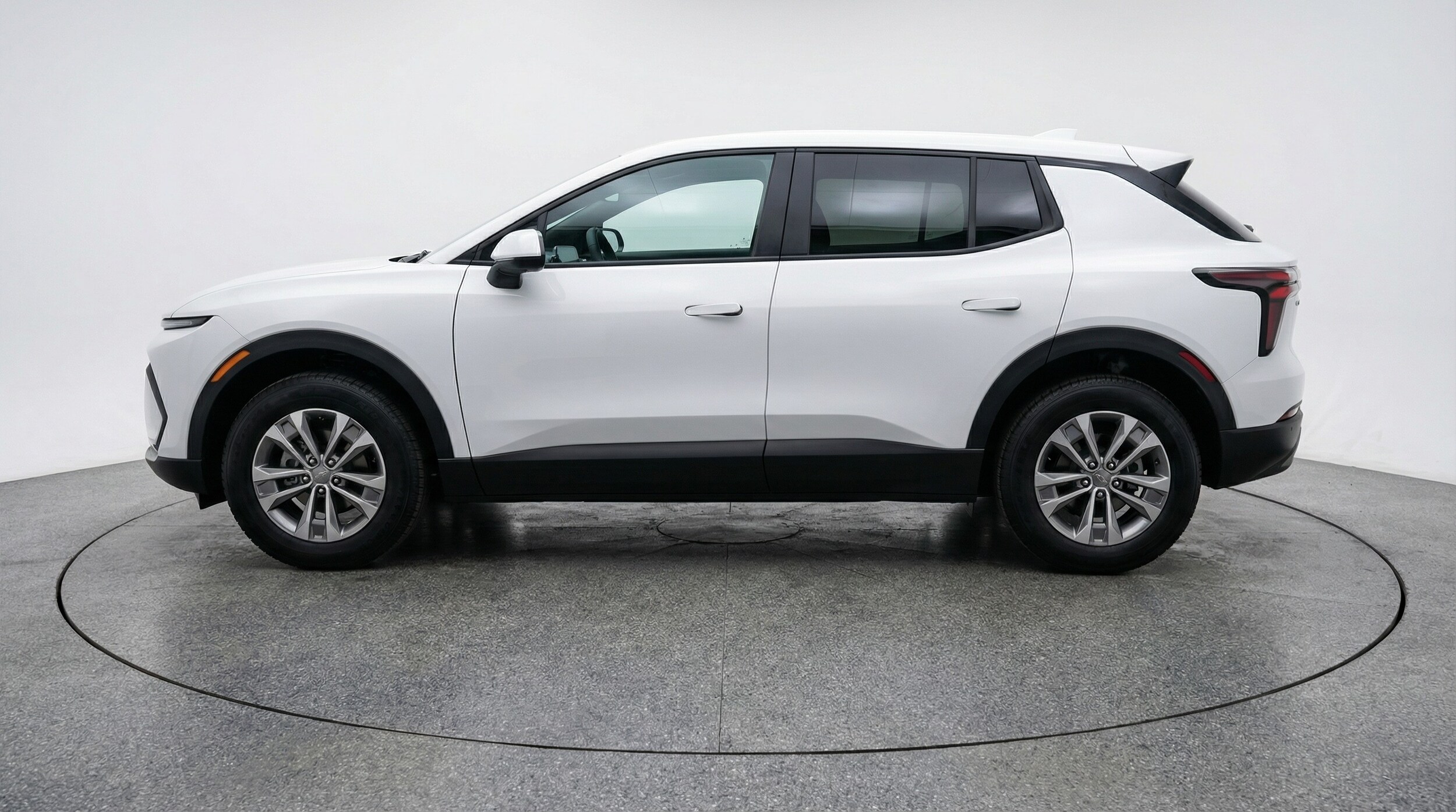 Thumbnail: 2025 Chevrolet Equinox - 4