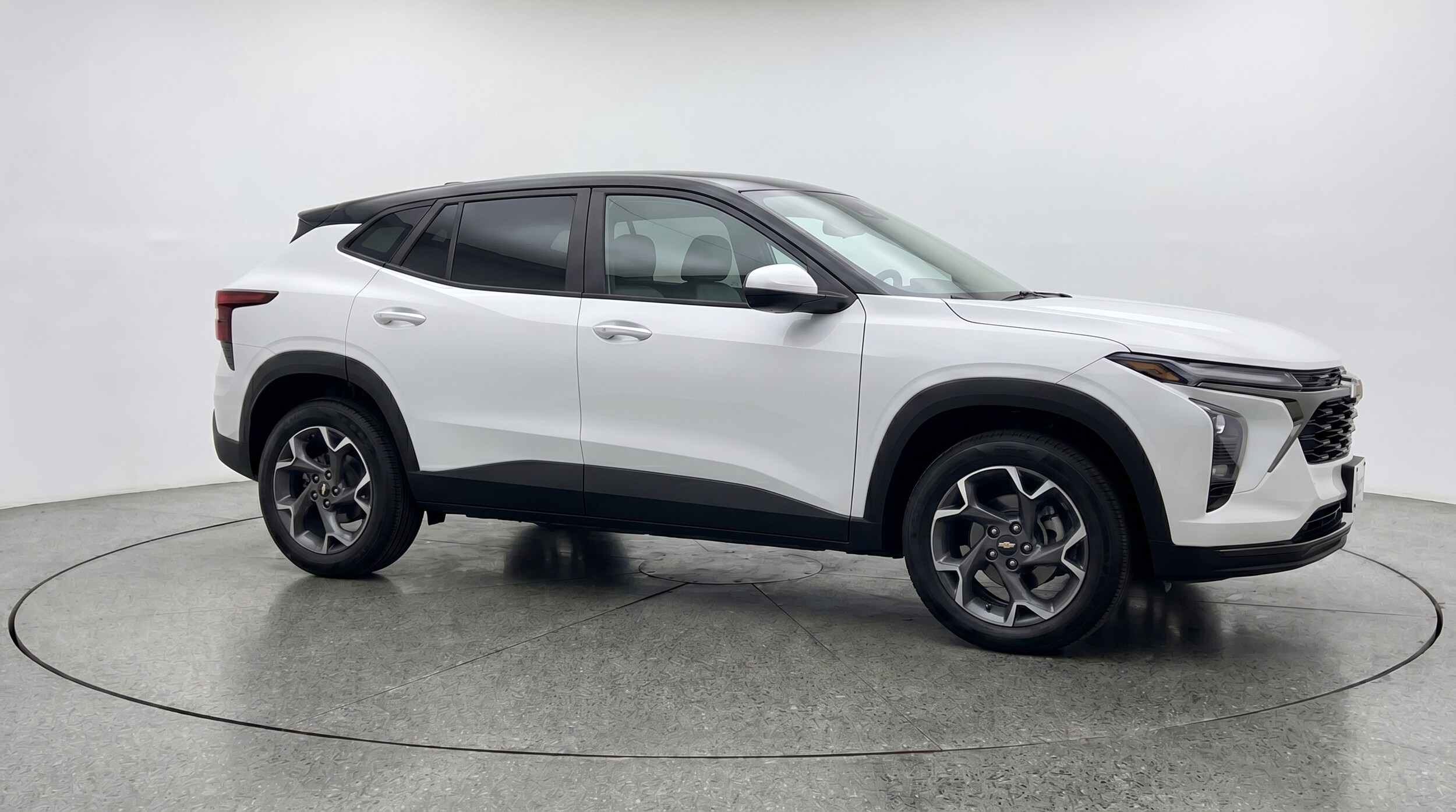 Thumbnail: 2025 Chevrolet Trax - 1